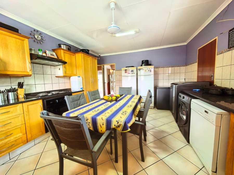 3 Bedroom Property for Sale in Vaalpark Free State